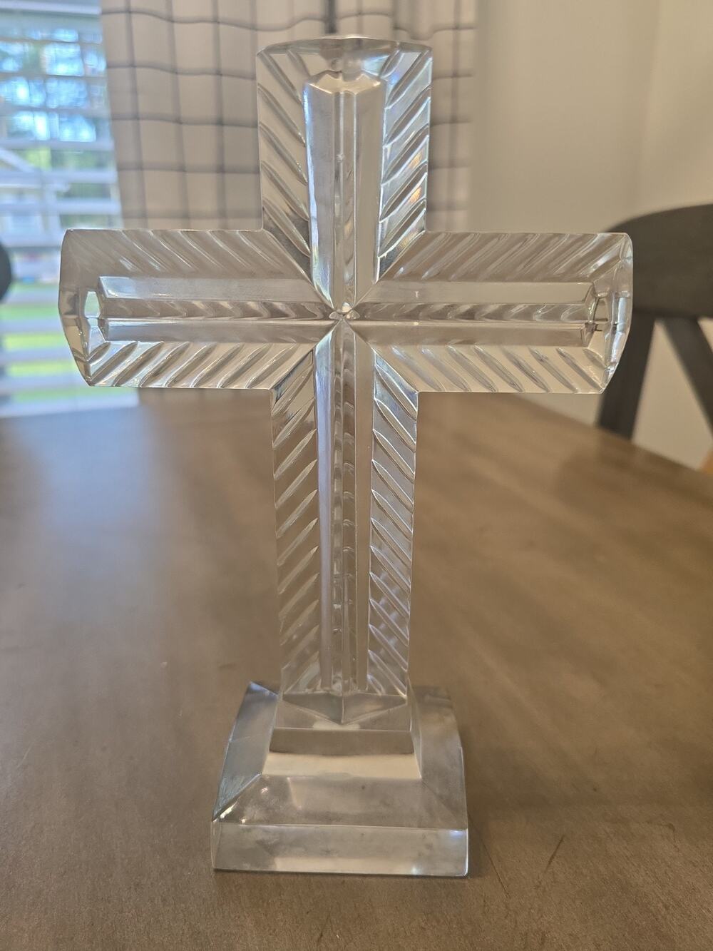 Fine Crystal Cross 24% PbO Made In Czech Republic Preowned No Chips Or Cracks